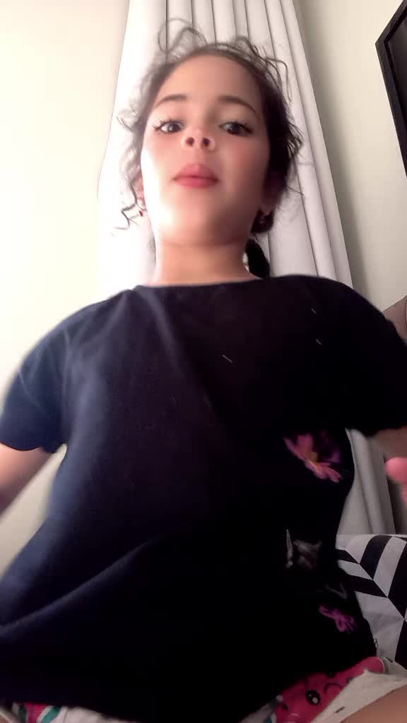 @Valentina Fernandes