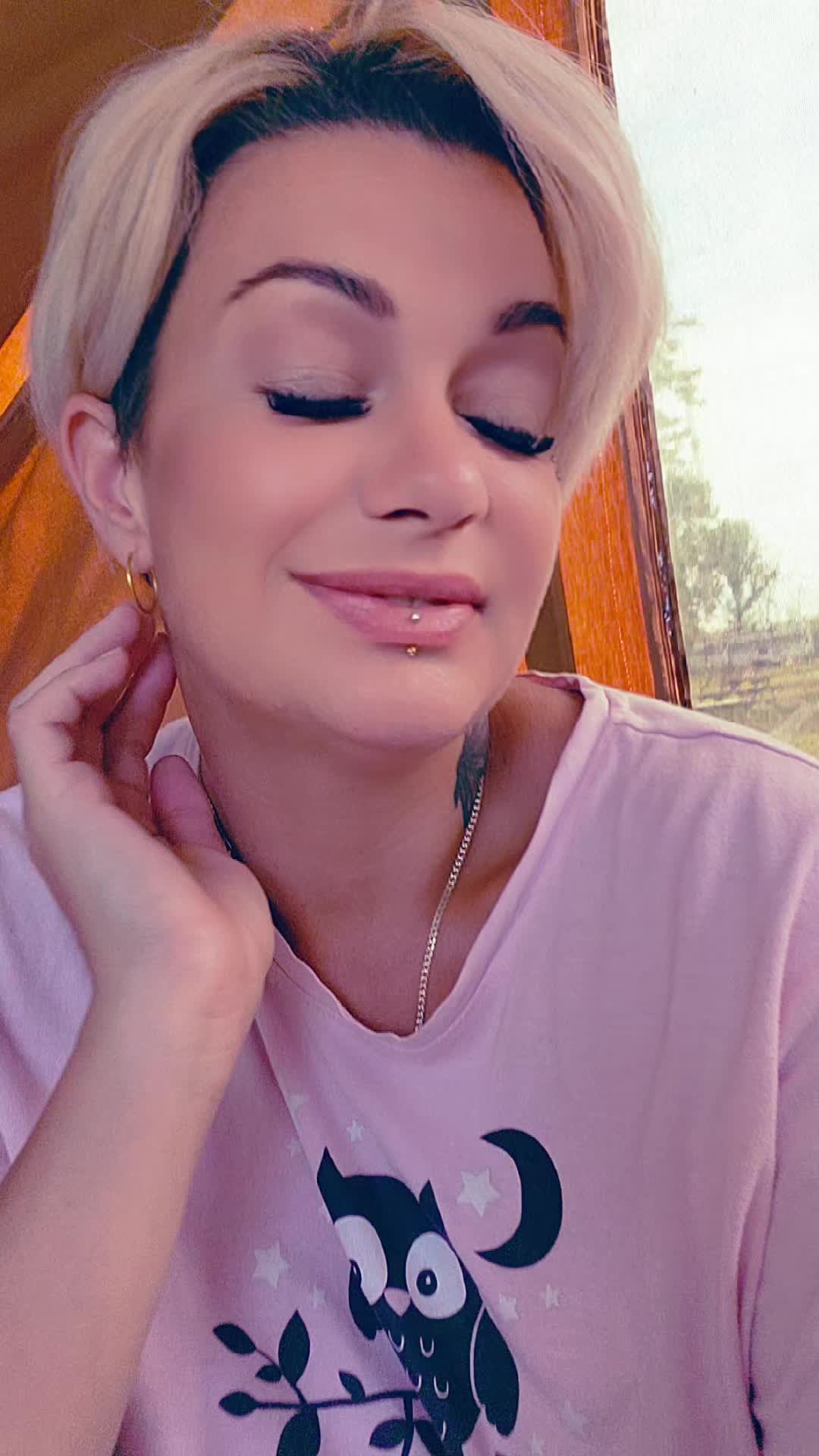 @ItsmeKT🏳️&zwj;🌈🇨🇦