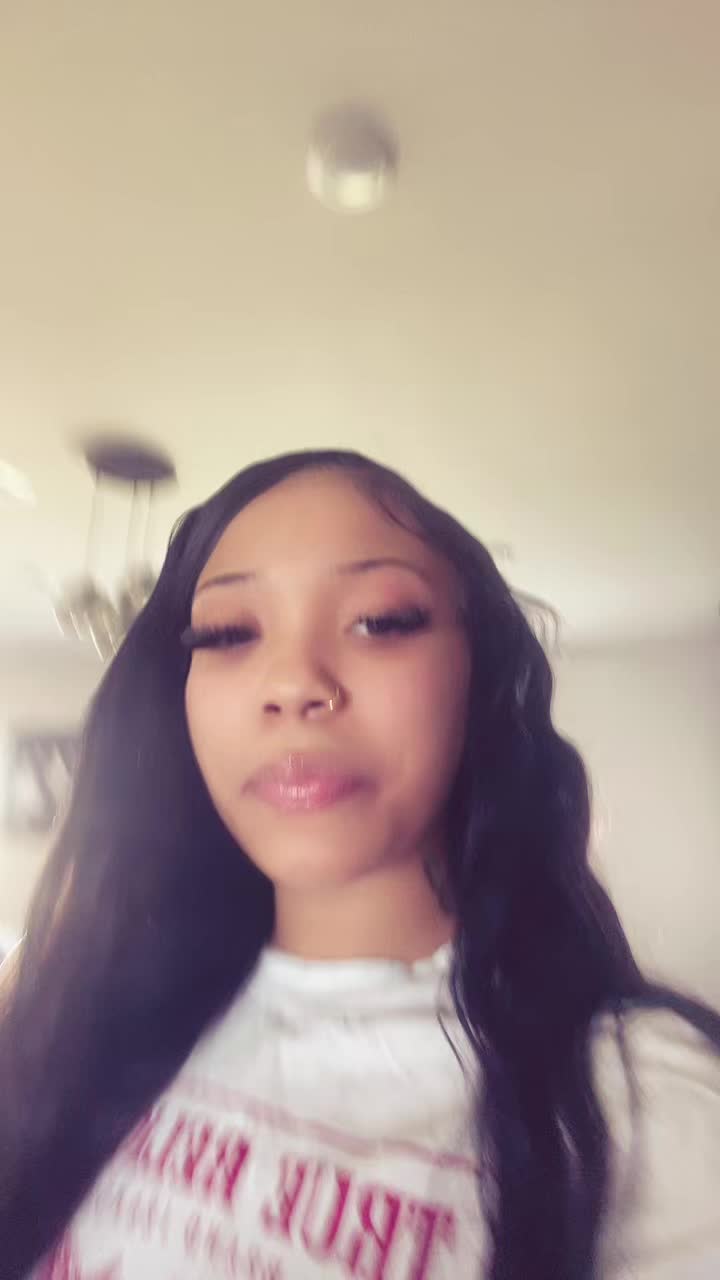 @milliondollanae._