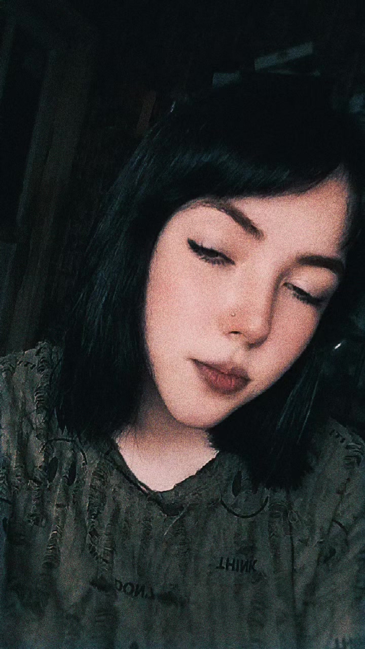 @🥀🖤𓆩Ꝟⱥłēɍīɏⱥ 𓆪🖤🥀