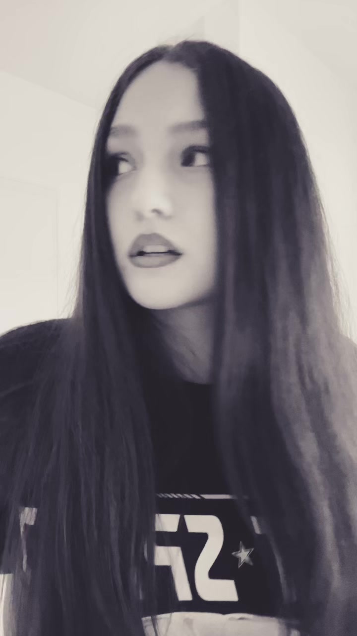 @𝑼𝒍𝒊𝒂𝒏𝒂