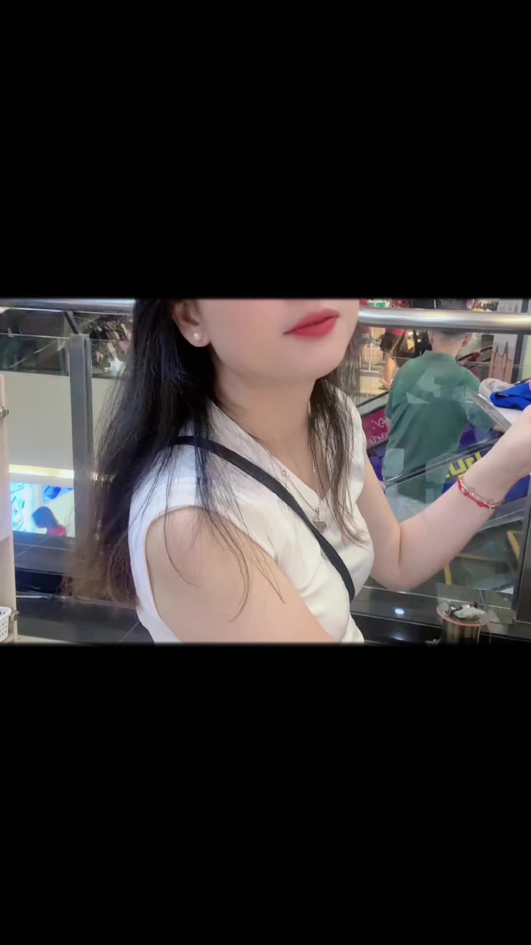 @liying830