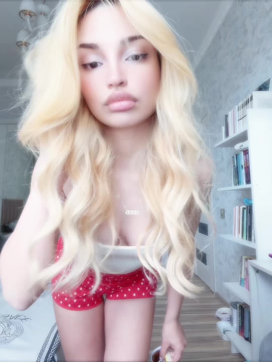 @Yourfavblonde🪩