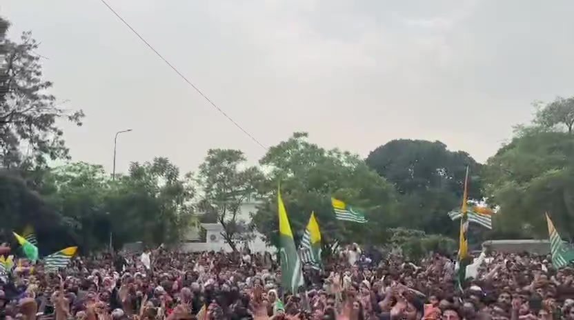 @💎 کشمیریI am 💎