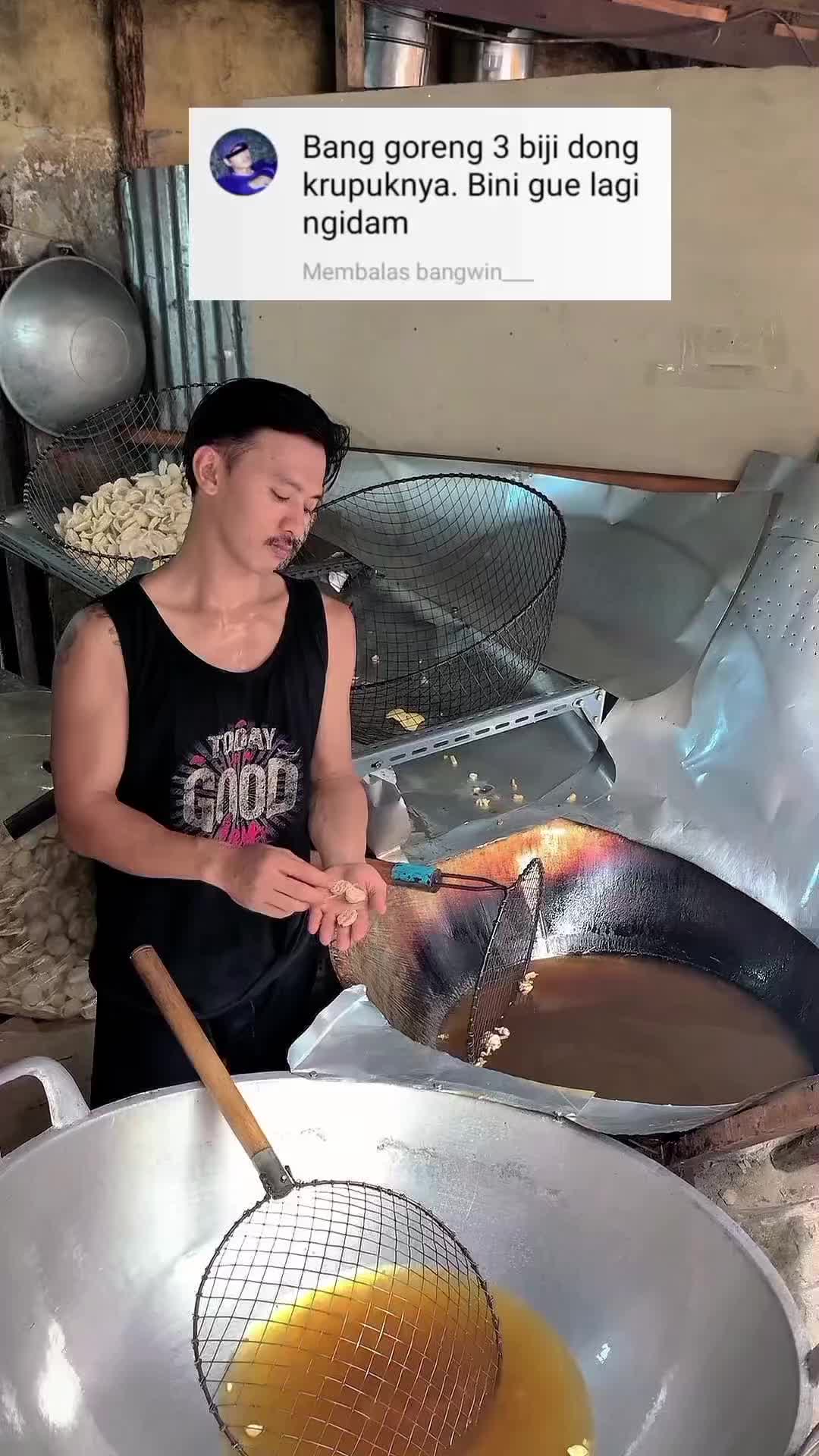 @Kerupuk mang cosplay