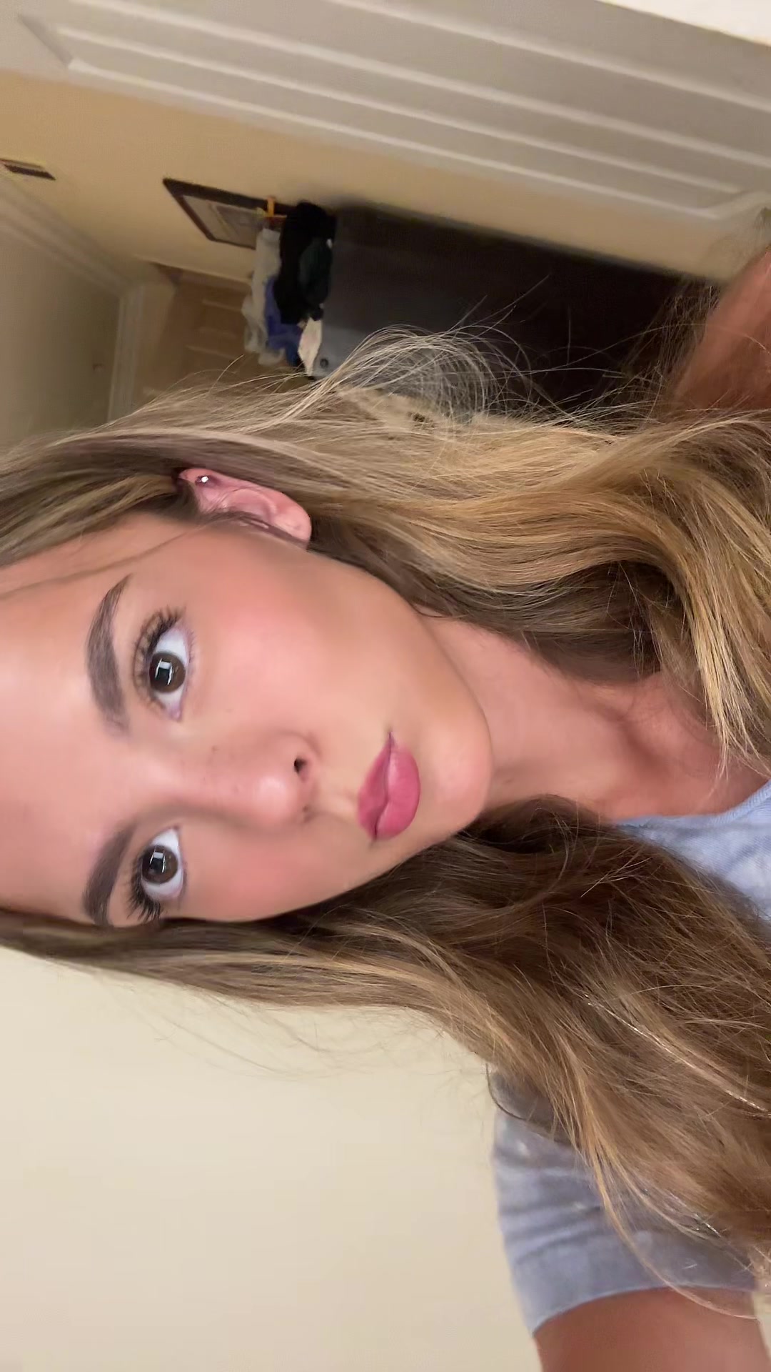@buttcheeksjiggleee