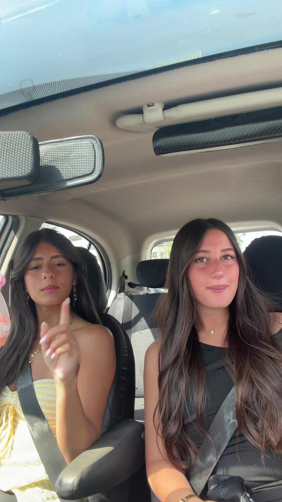@daniella_zur