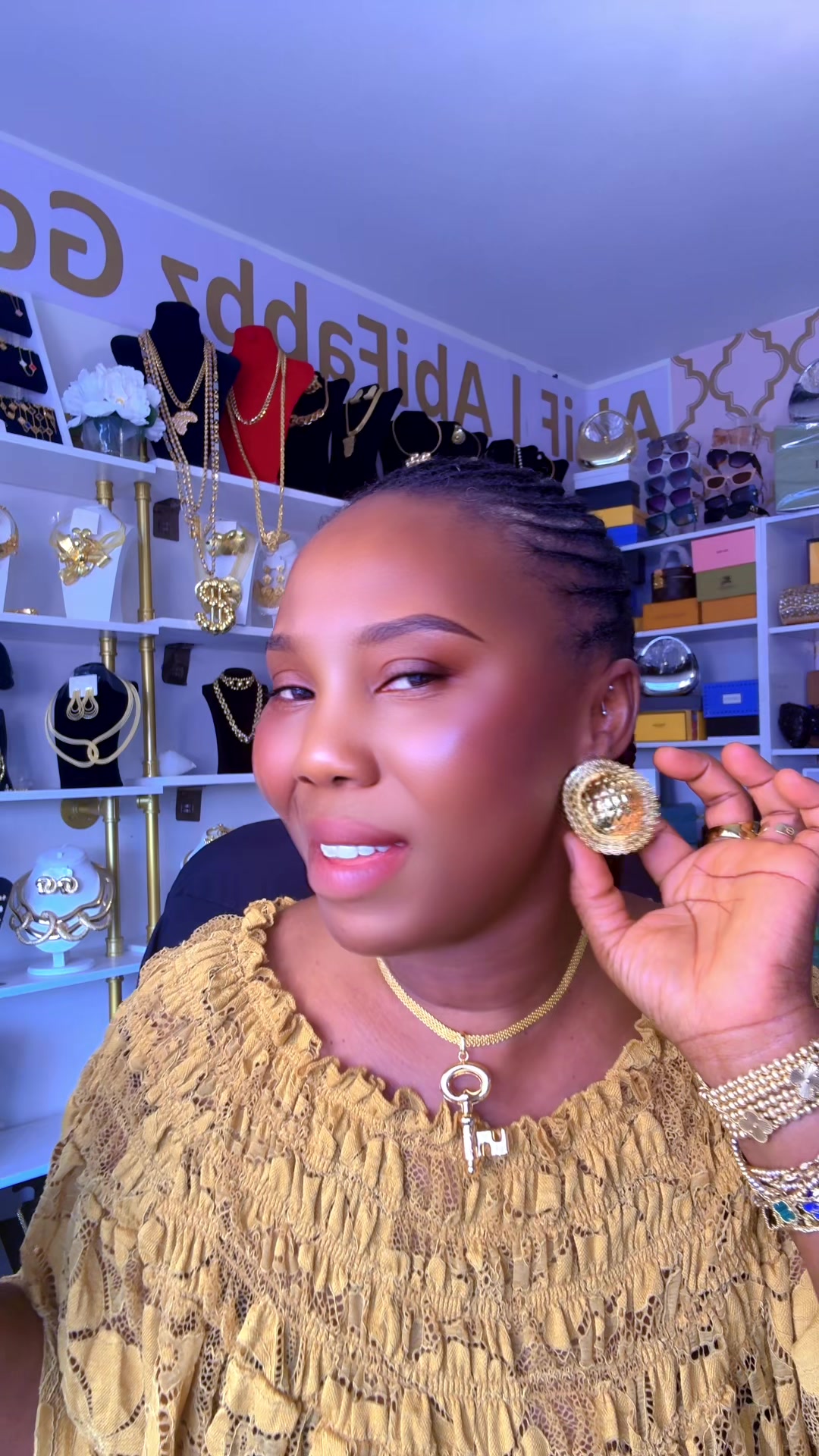 @AbiFabbz jewelry 🇨🇦🇺🇸🇬🇧