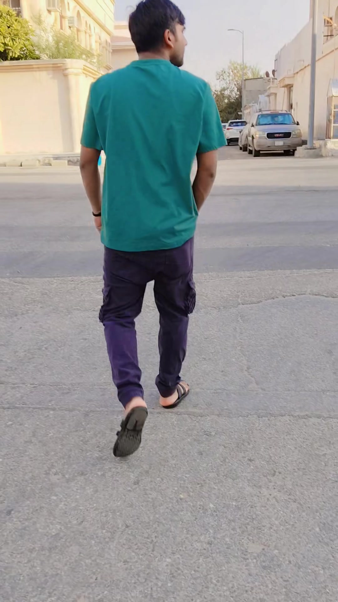 @sharukh N __🇳🇵🥰👈🇸🇦