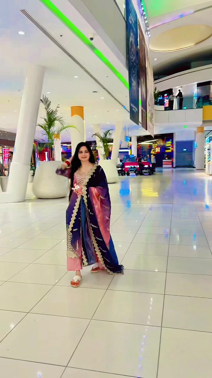 @Emaan🕊️✨