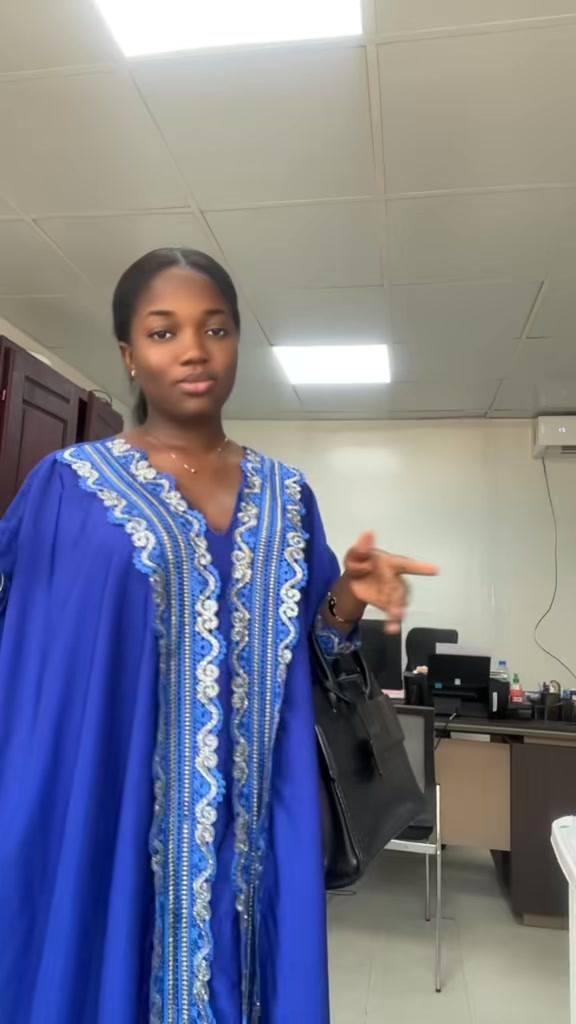 @Astride mp💜🧸🇨🇲