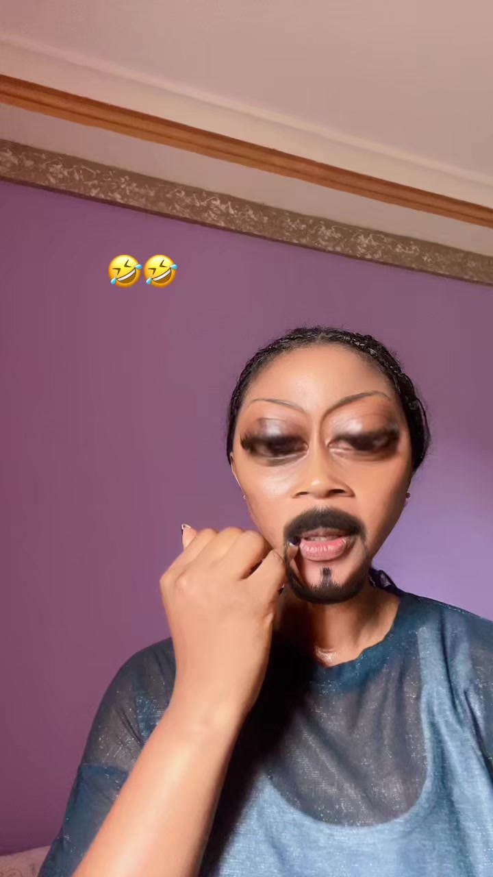 @Christelle Miller💜🇫🇷🇹🇬