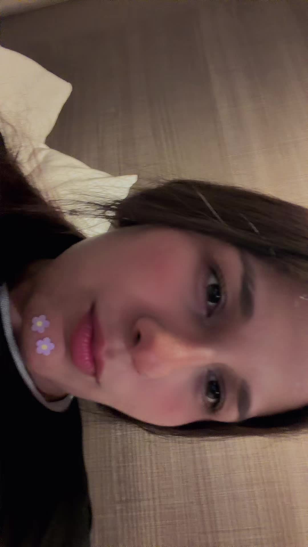 @Maria zuniga