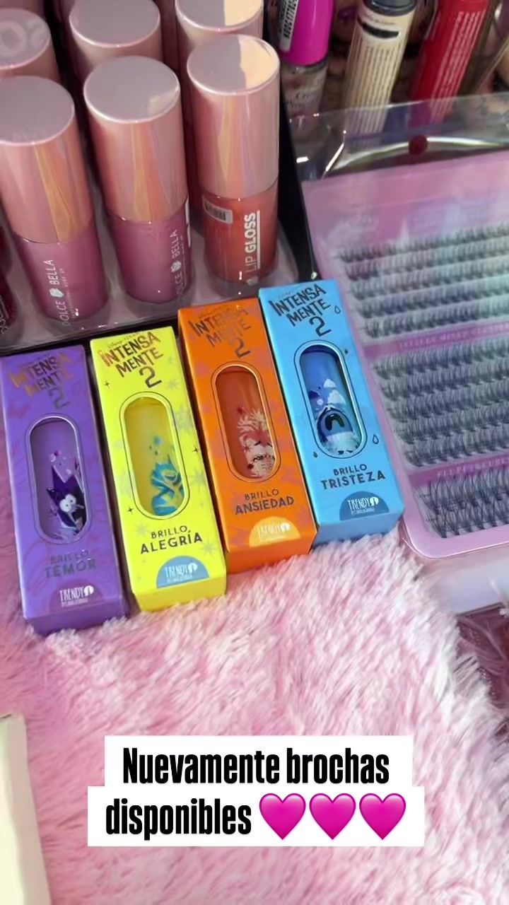 @Éclat Cosmetics