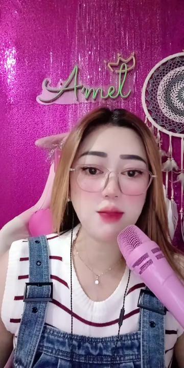 @icha.Laura