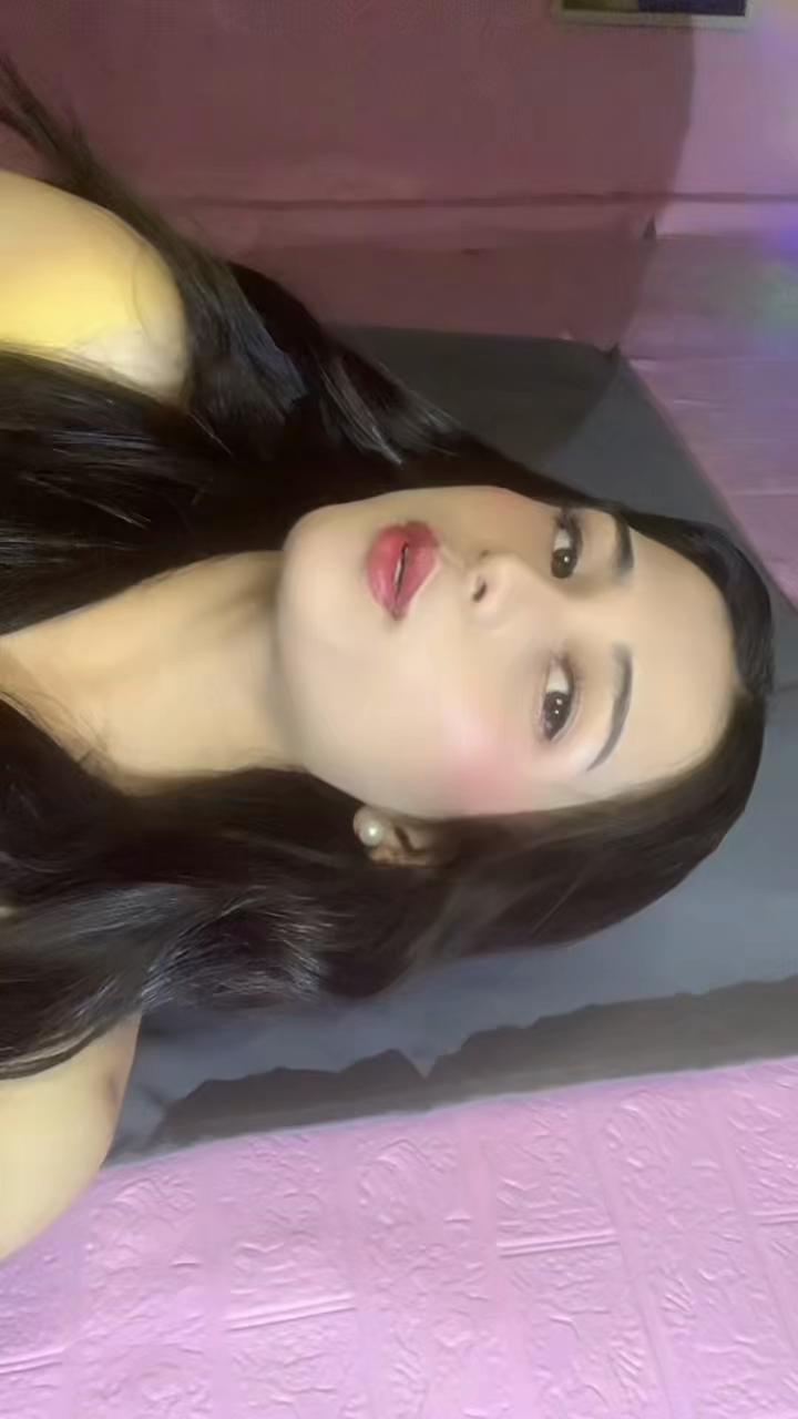 @julia༼◕