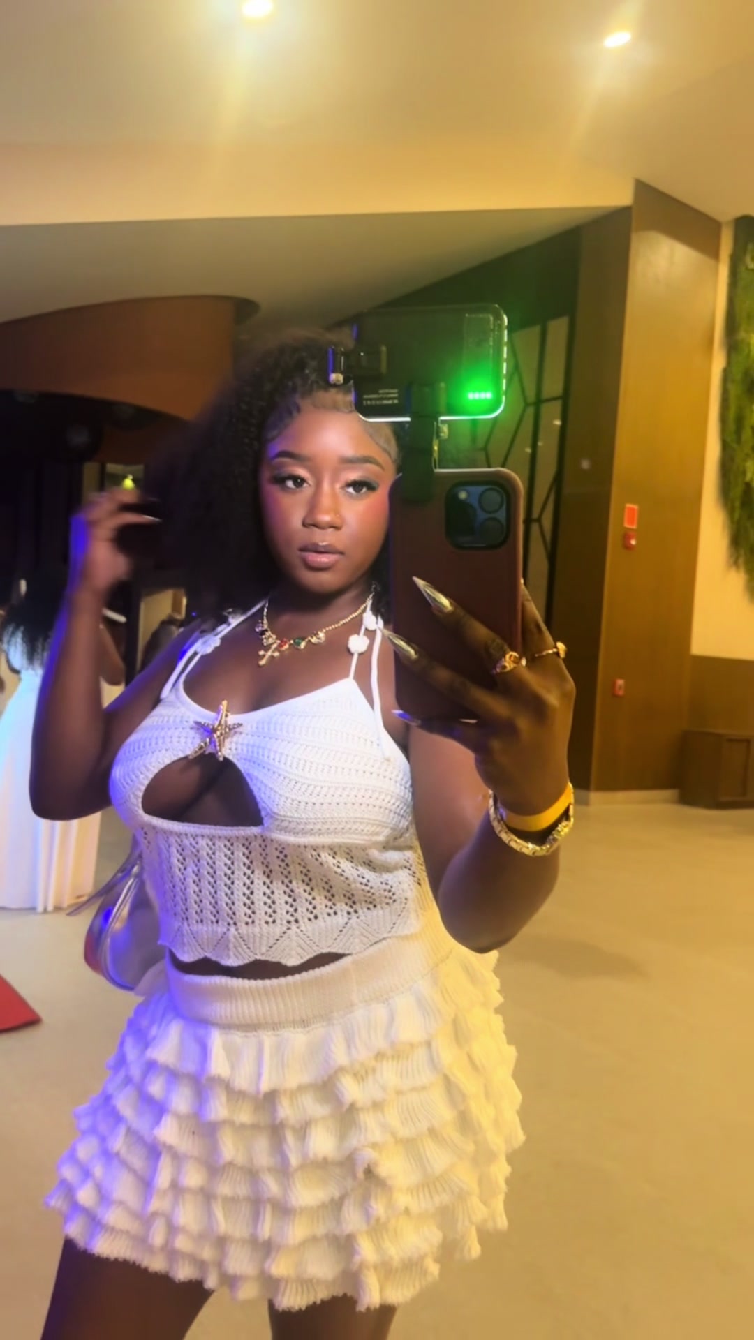 @BabbyAmari