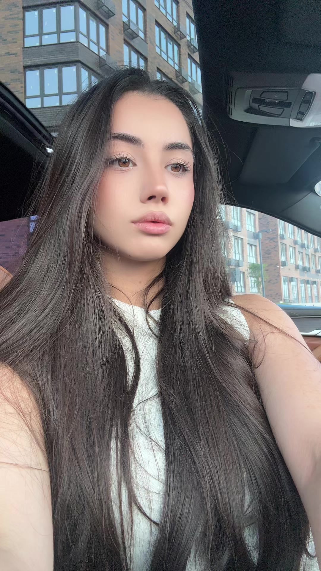 @Milana_