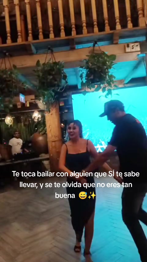 @Nadia Isabel Flores