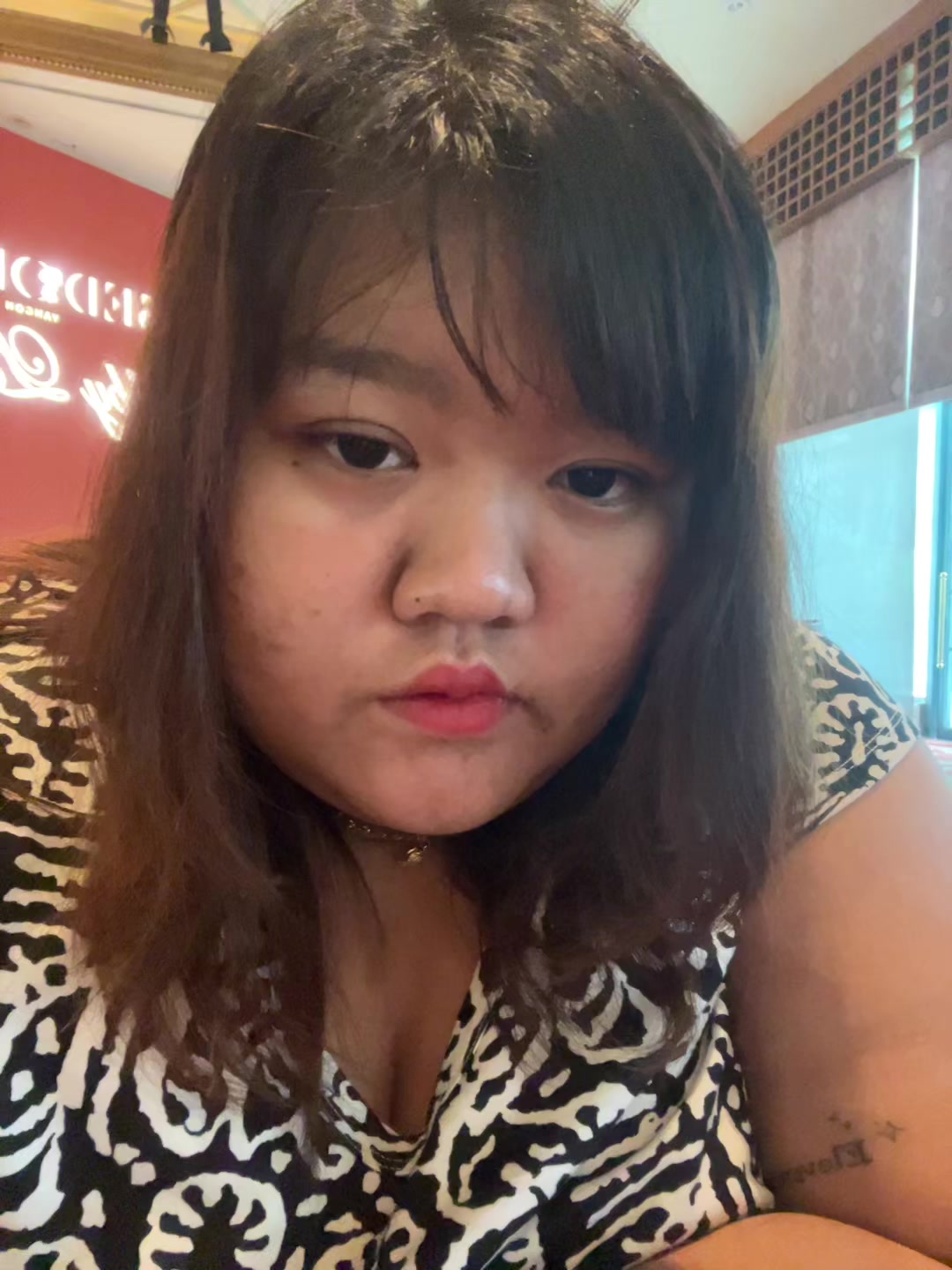 @Bon