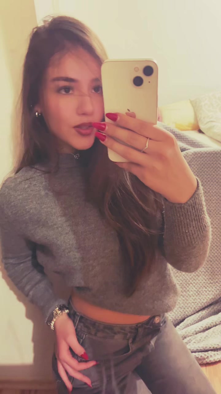 @Ella