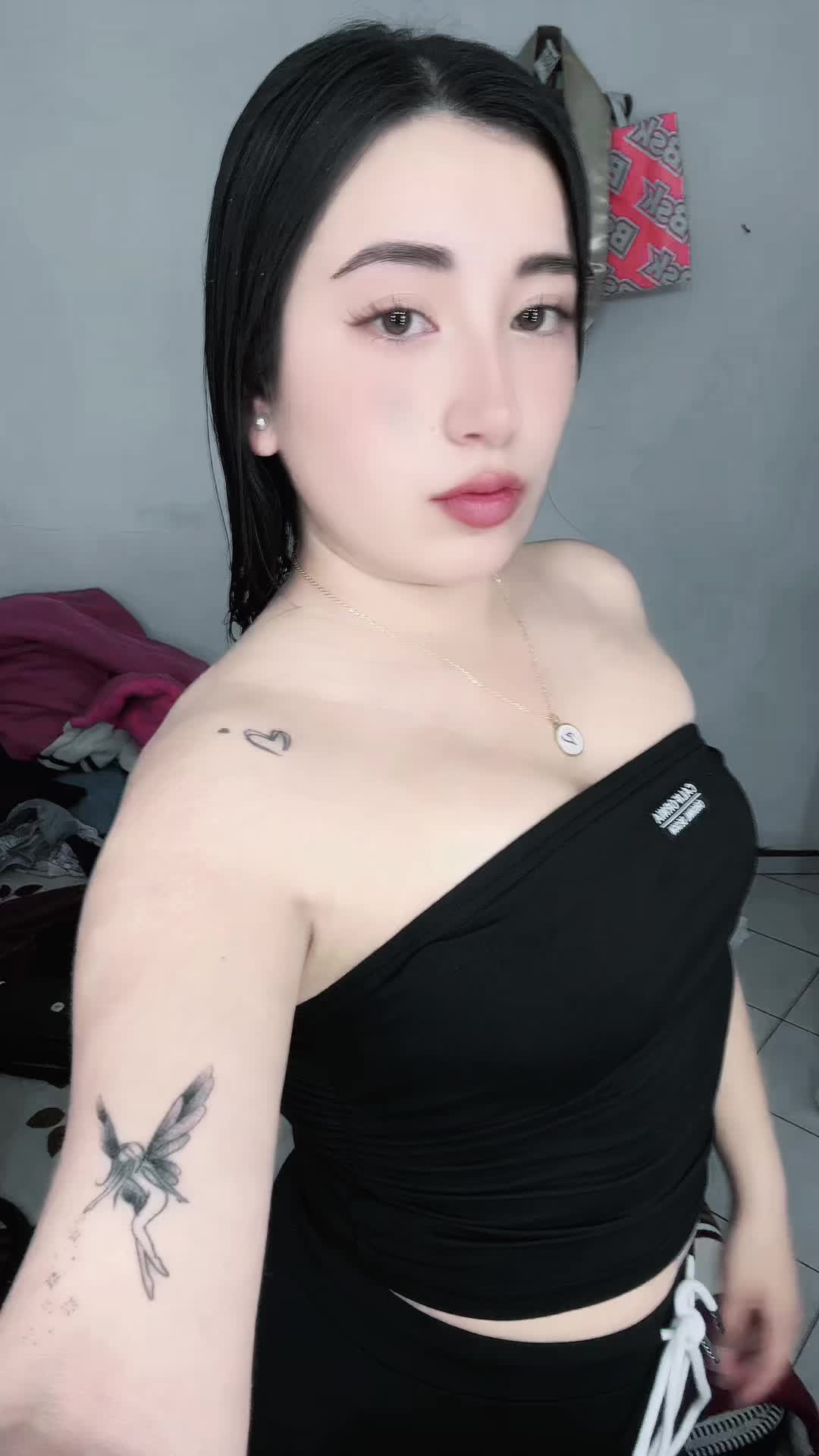 @๐๐๐๐๐๐ก๐๐๐ ๐
๐บ แฅซแญก