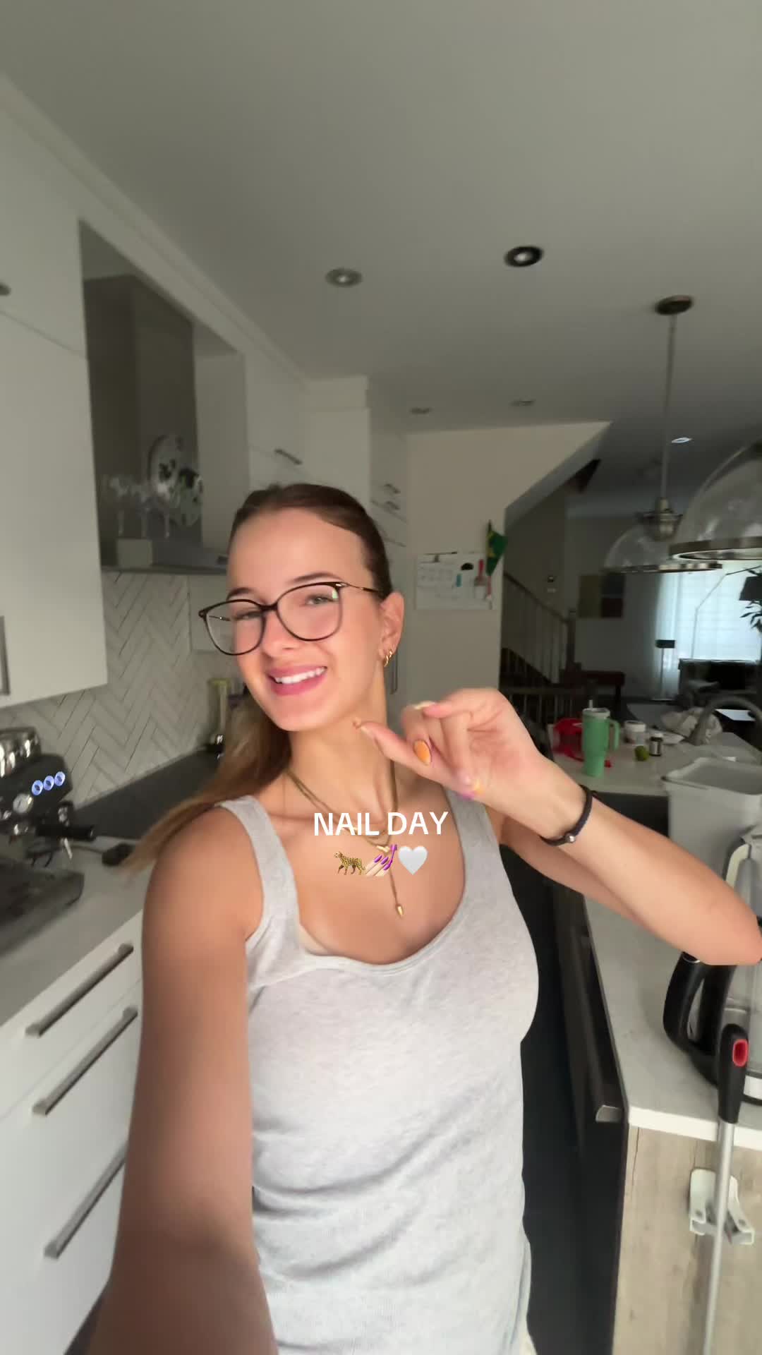@thaysa