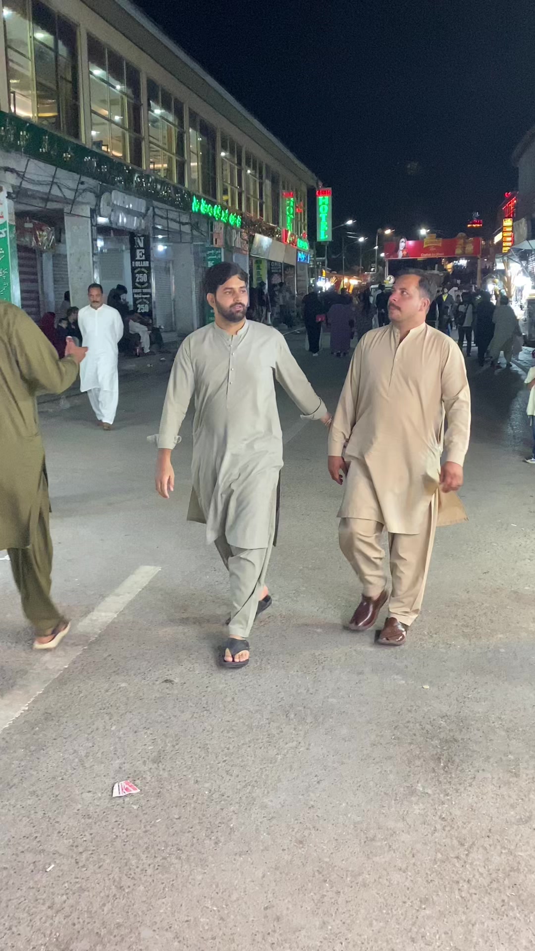 @Arshad Qadri