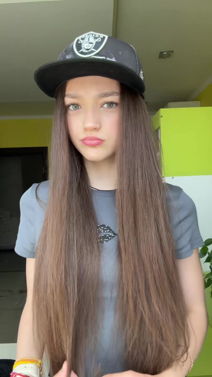 @миня