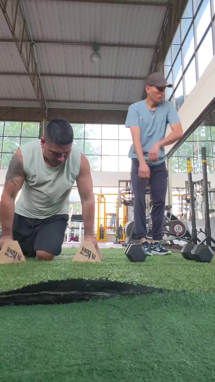 @🐺 @TIT&Aacute;N CALDON🏋️