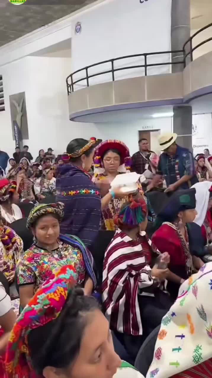 @Zamydeleon
