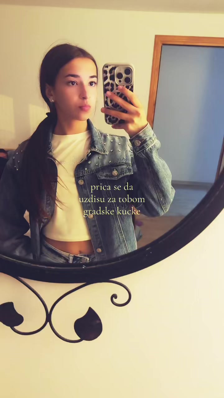 @eelleena