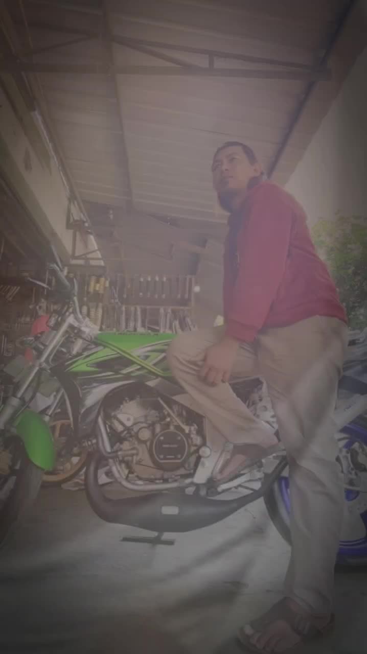 @Hartoyo Anggun.