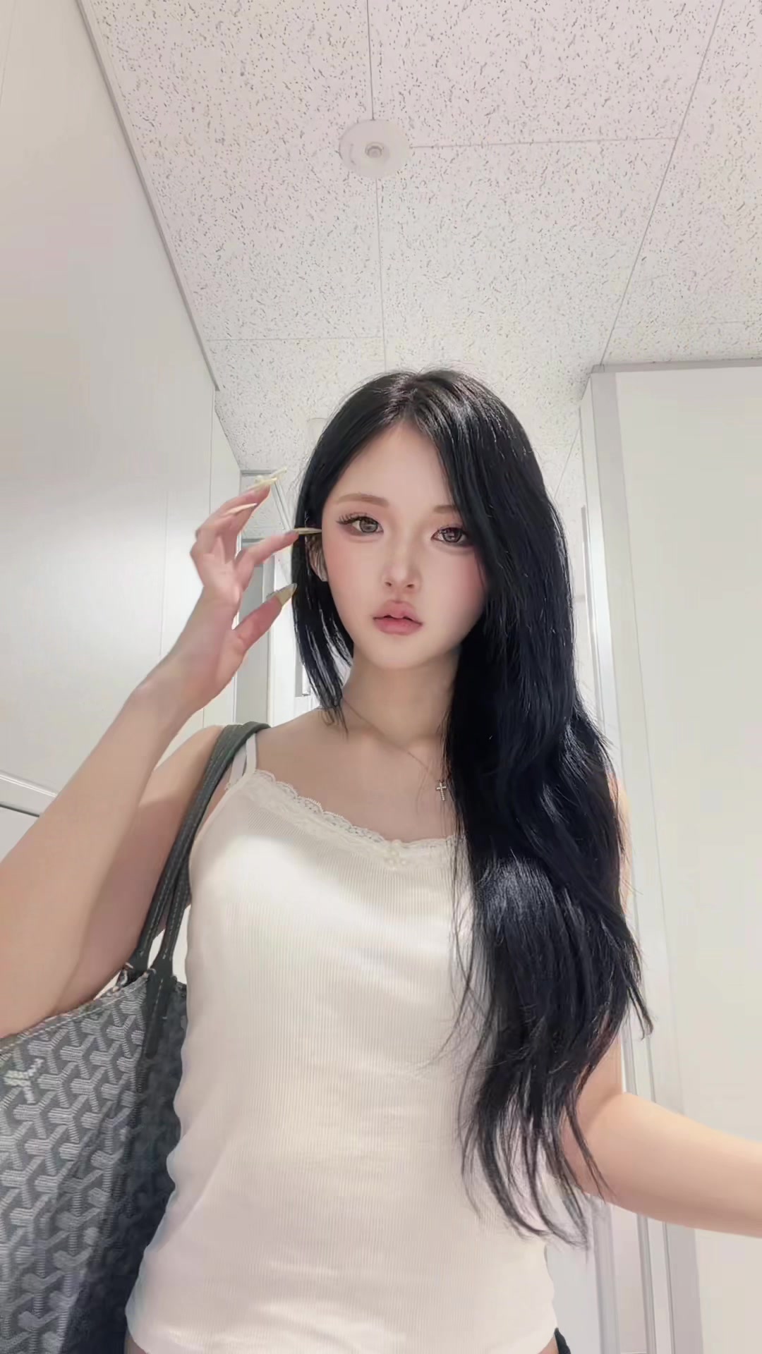 @4uvmiprs