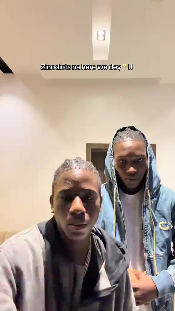 @Obazino