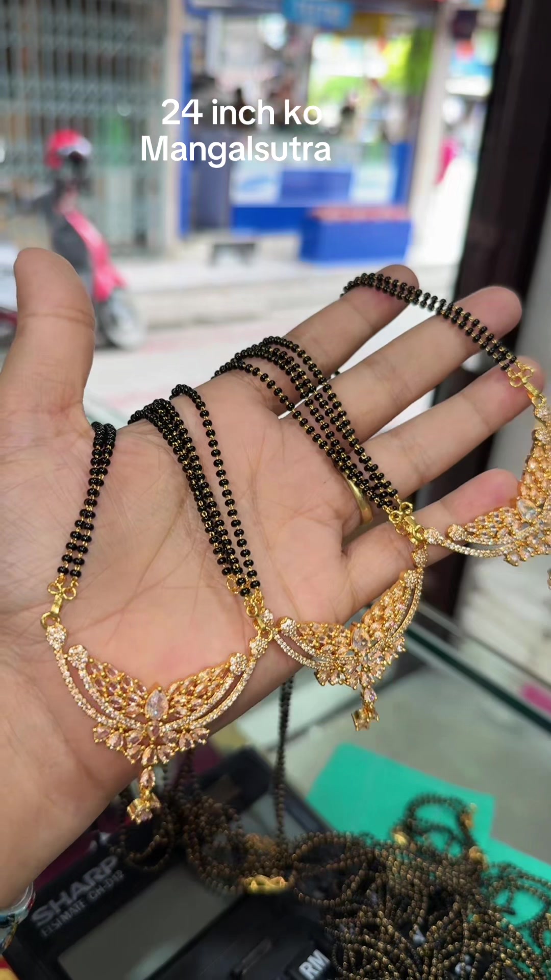@Arohipandey💅