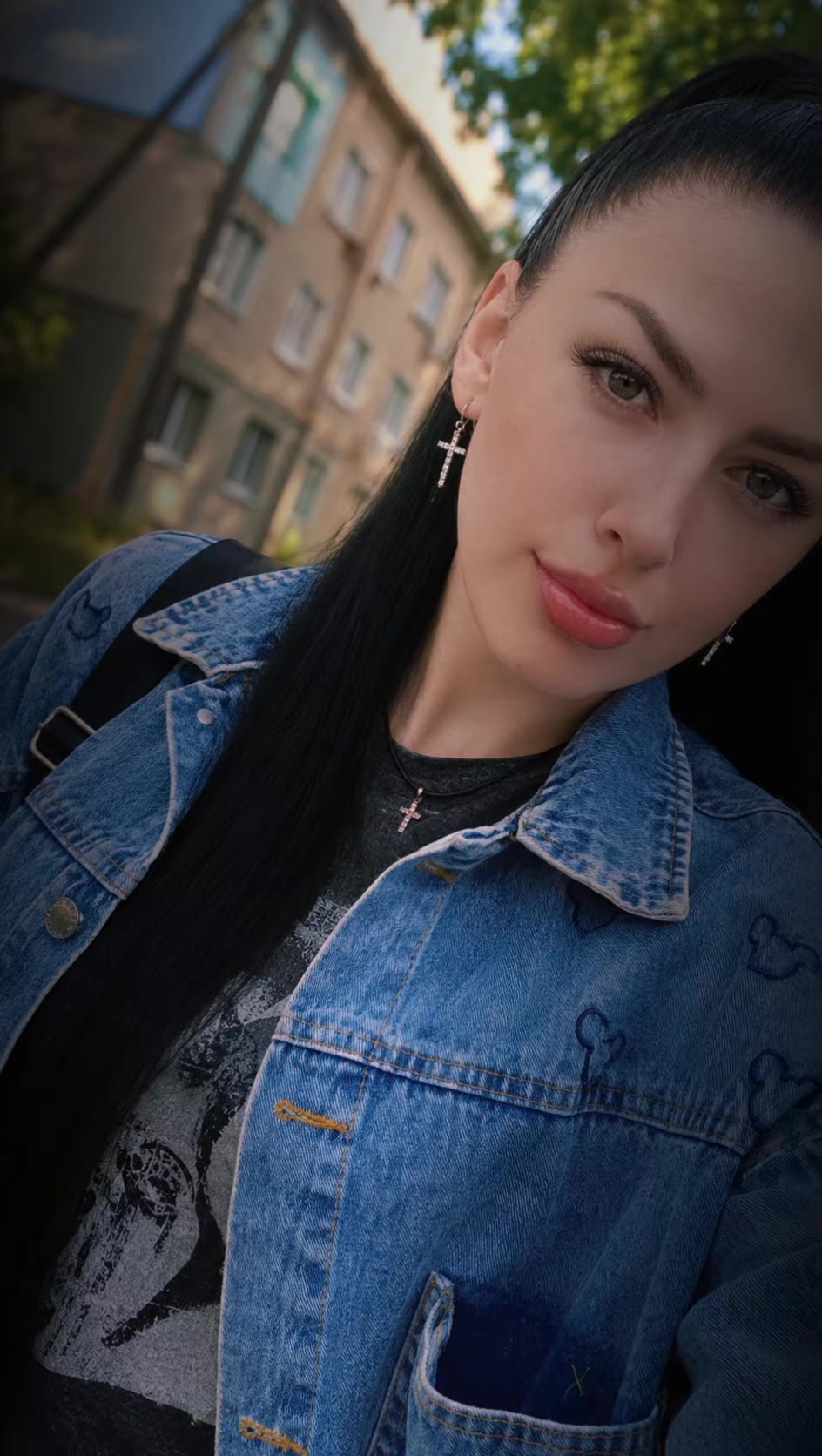 @Чིиིхིуིаིшིеིчིкིаི