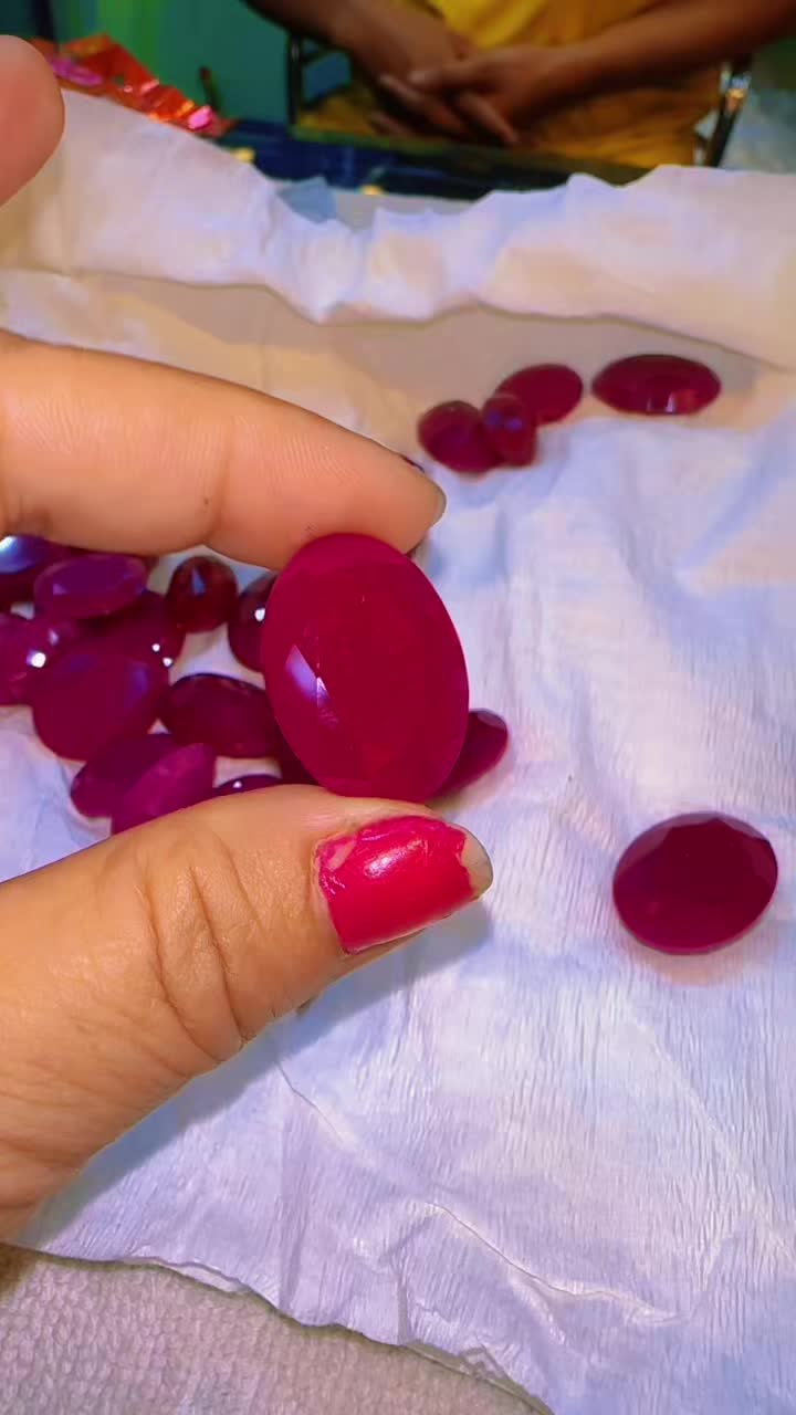 @ЁЯз┐Divya thakuri ЁЯз┐( designer )