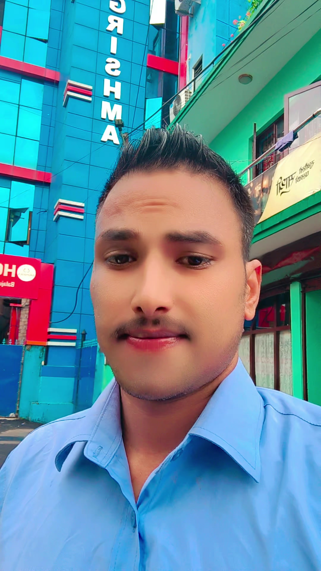 @आमाको कान्छो छोरा ठकुरी राजा💋