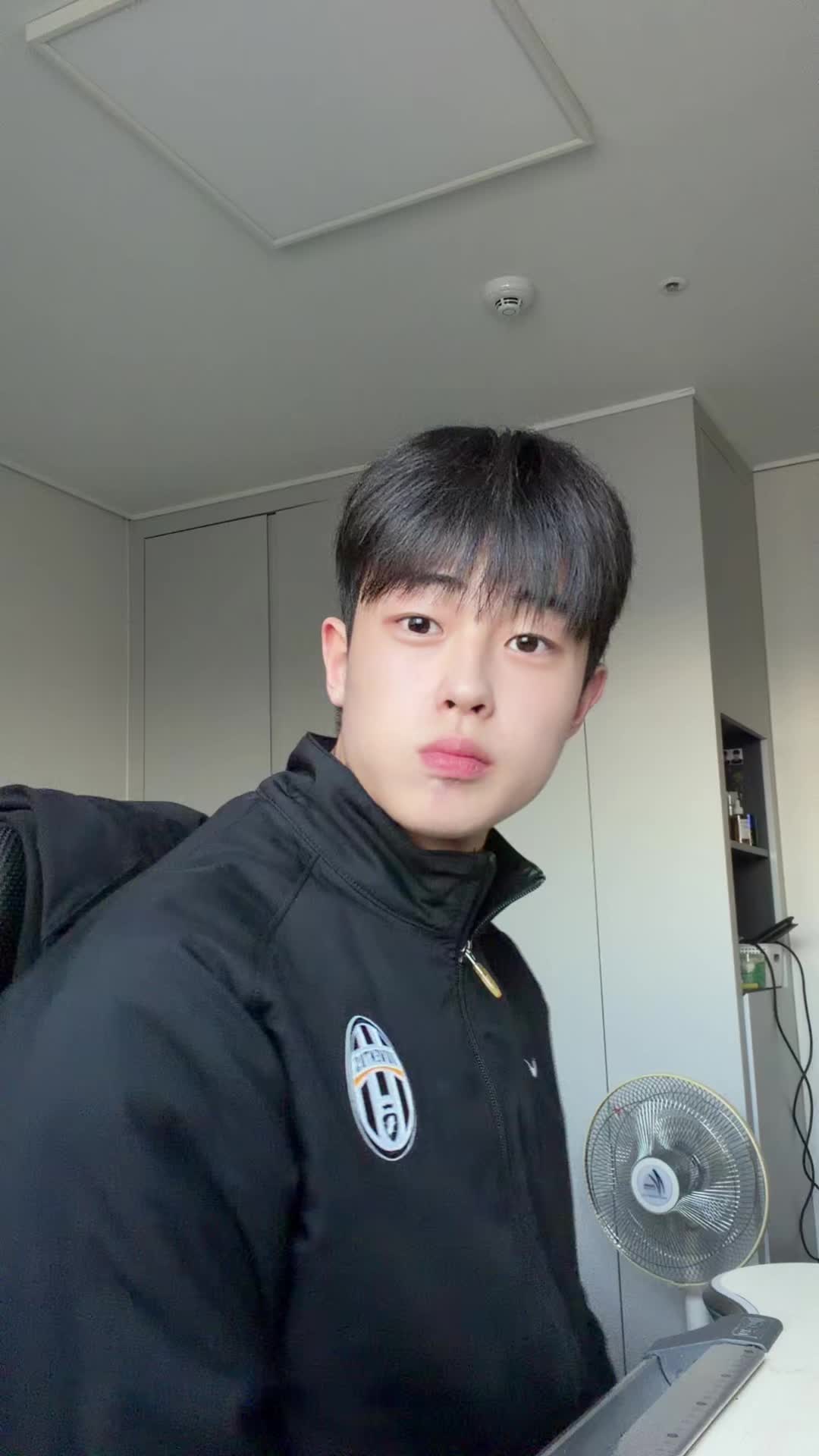 @태건