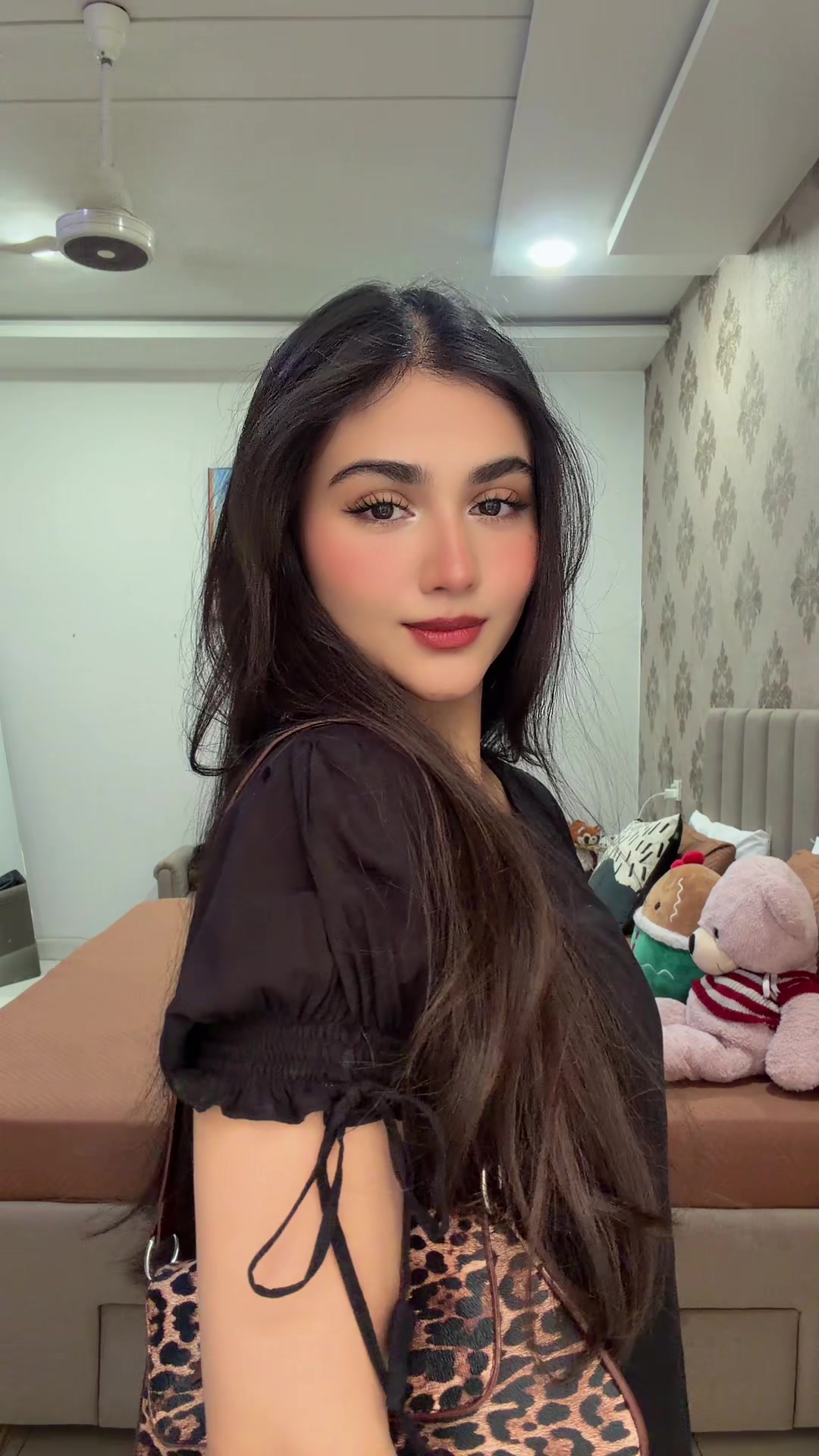 @Roha khan🥀