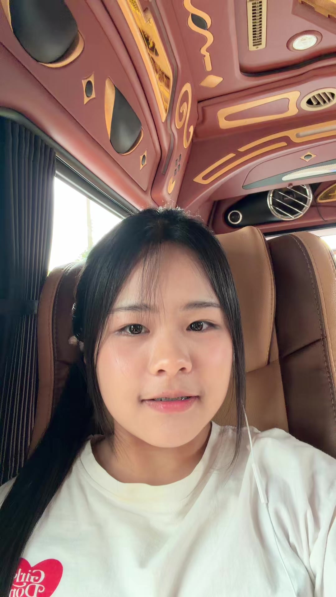 @หมวยเอ๋อ