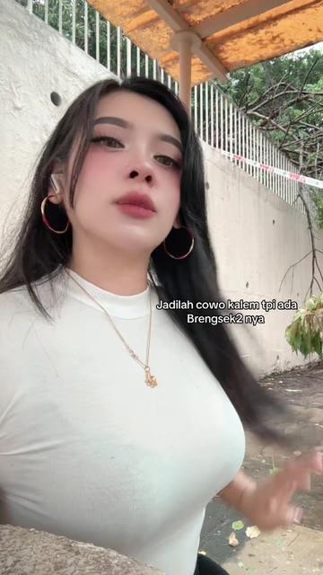 @Mbk Linda01🇭🇰