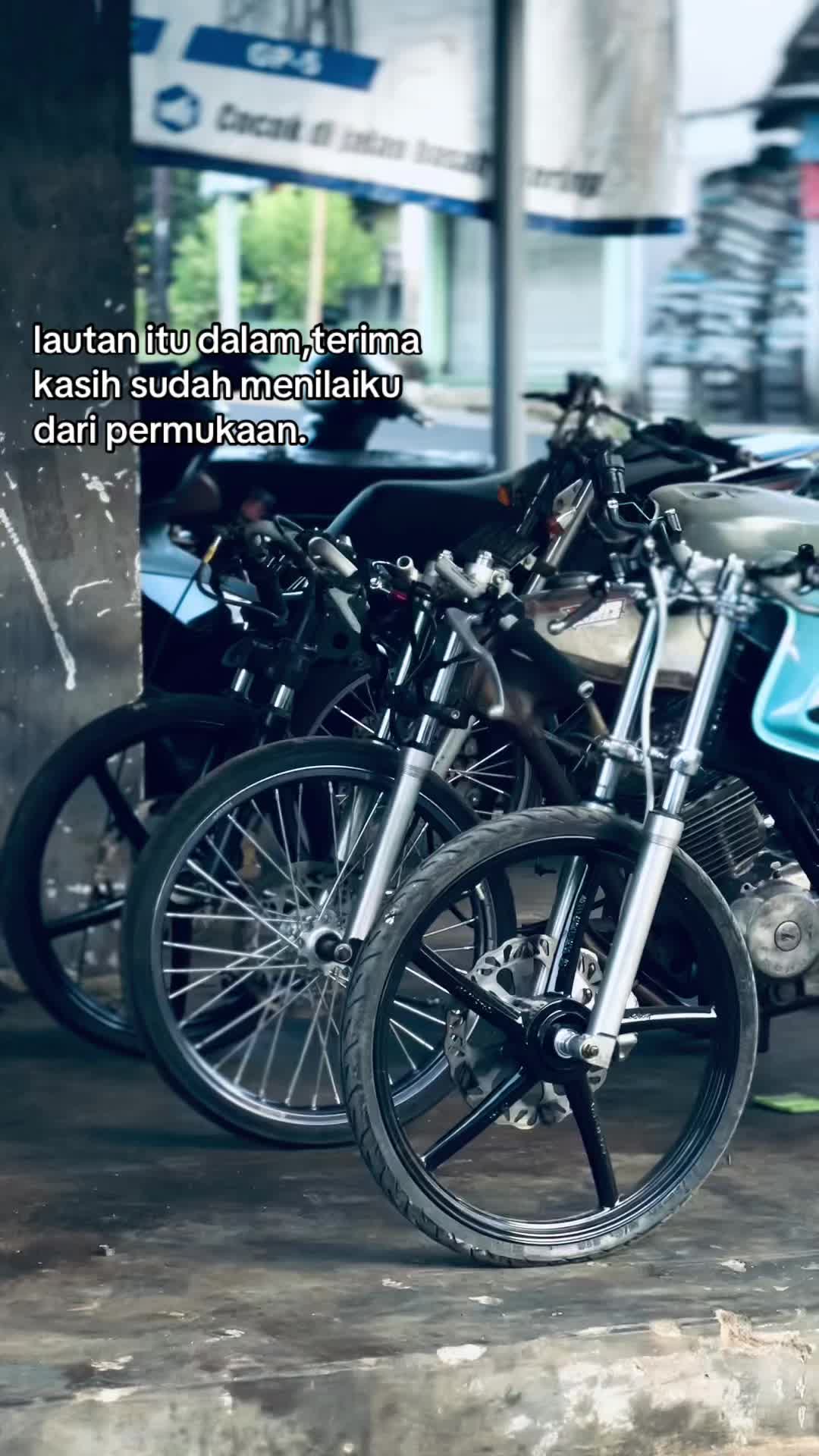 @HDR SPEED