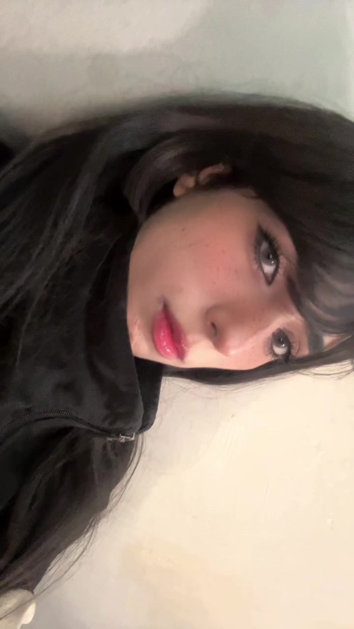 @Hana