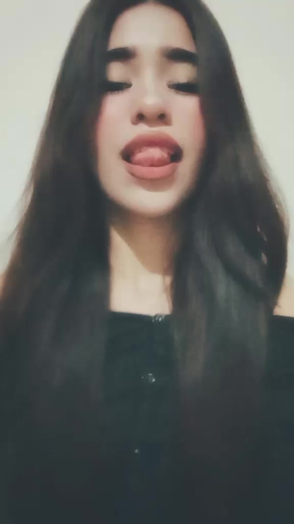 @annacriss