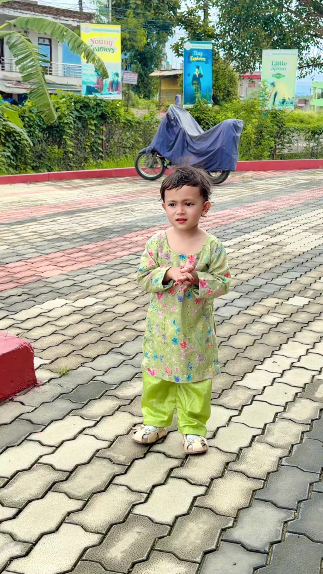 @SONY OLI