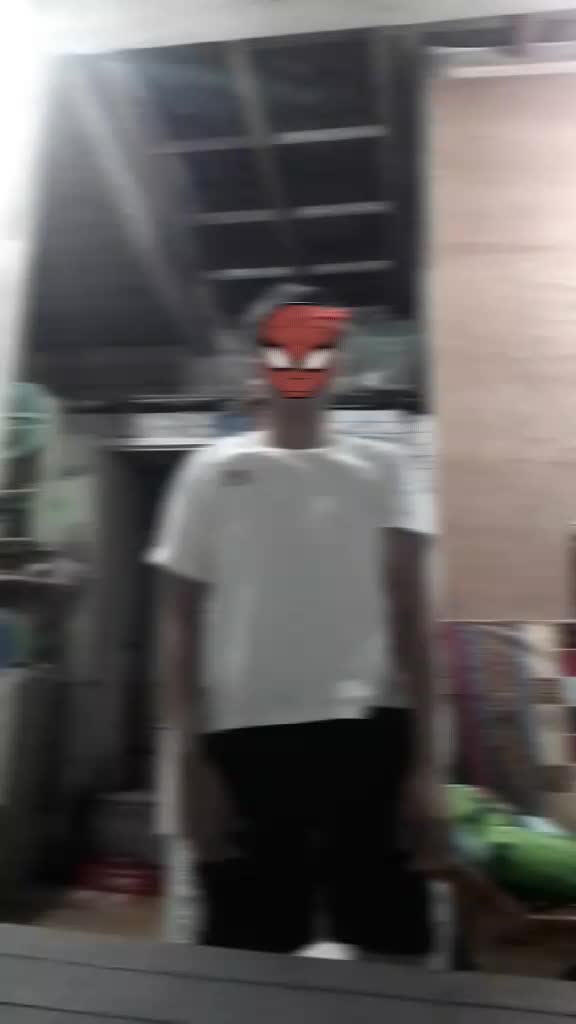 @Nianzyii_mo