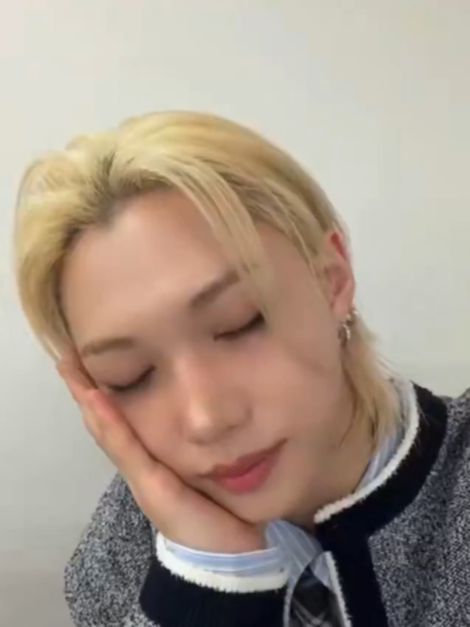 @deelix