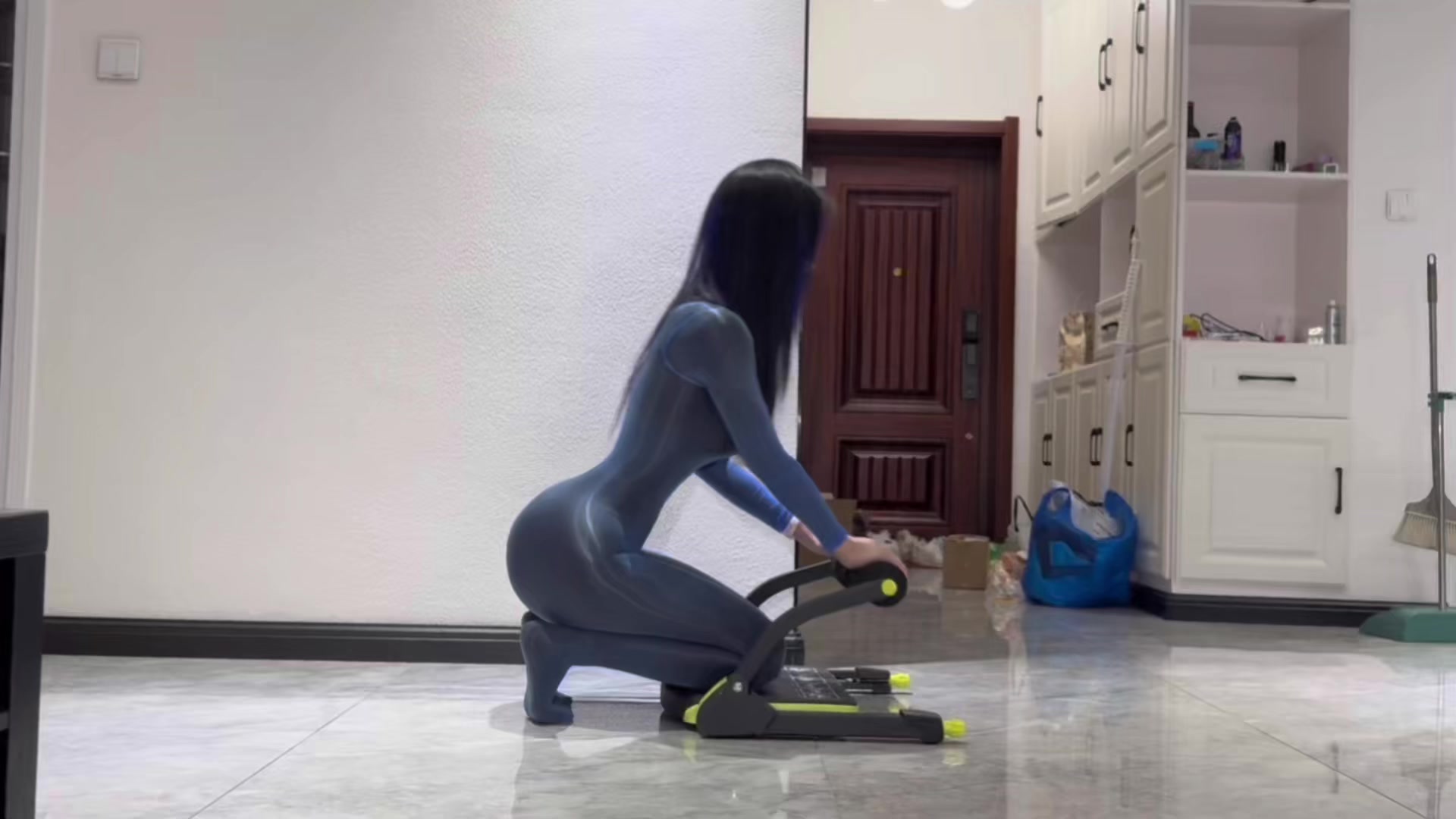 @小悦悦额
